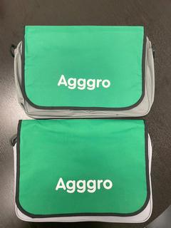 Нанесение логотипа Agggro на сумку агронома